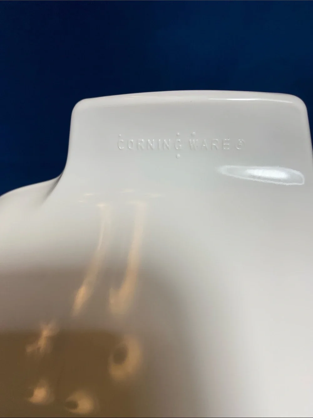 Corningware Vintage 1.5 liter Casserole A-1.5L in Abundance pattern with lid